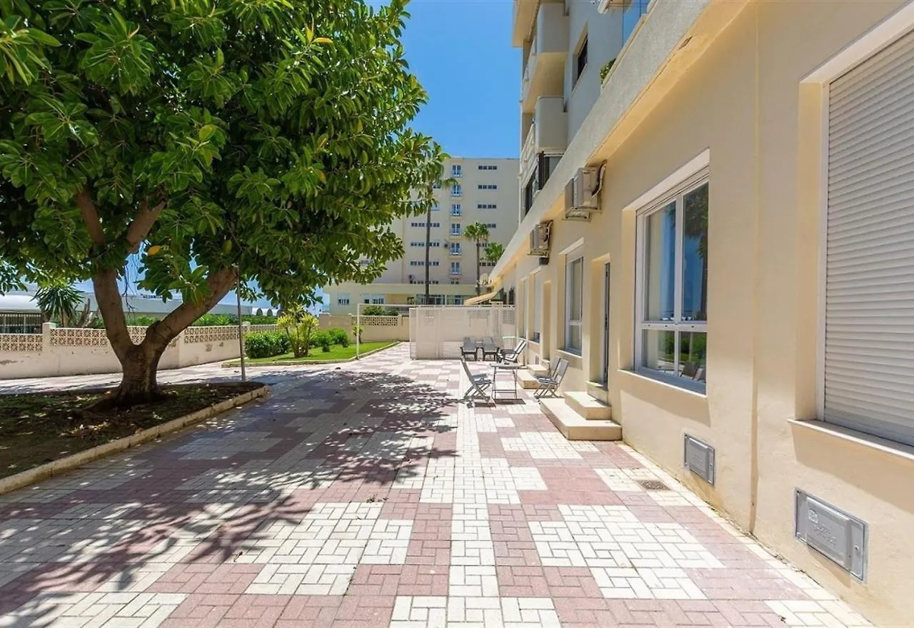 Beach Apartment Montemarcarihuela Torremolinos 0*,  Spain