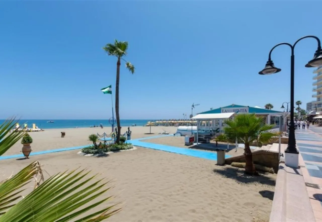 Beach Apartment Montemarcarihuela Torremolinos 0*,  Spain