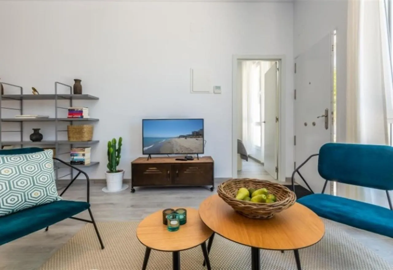 Beach Apartment Montemarcarihuela Torremolinos 0*,
